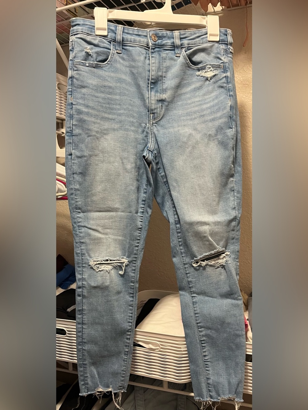 American Eagle Light Blue Distressed Women's Jeans Jeggings